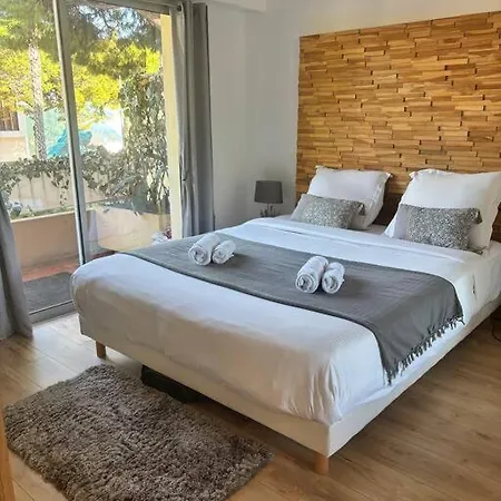 Elegant T3 Avec Jardin Privatif A 5 Min Des Plages * Antibes