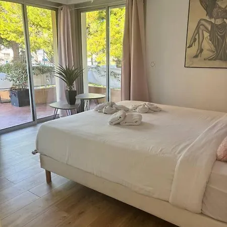Elegant T3 Avec Jardin Privatif A 5 Min Des Plages Appartement *